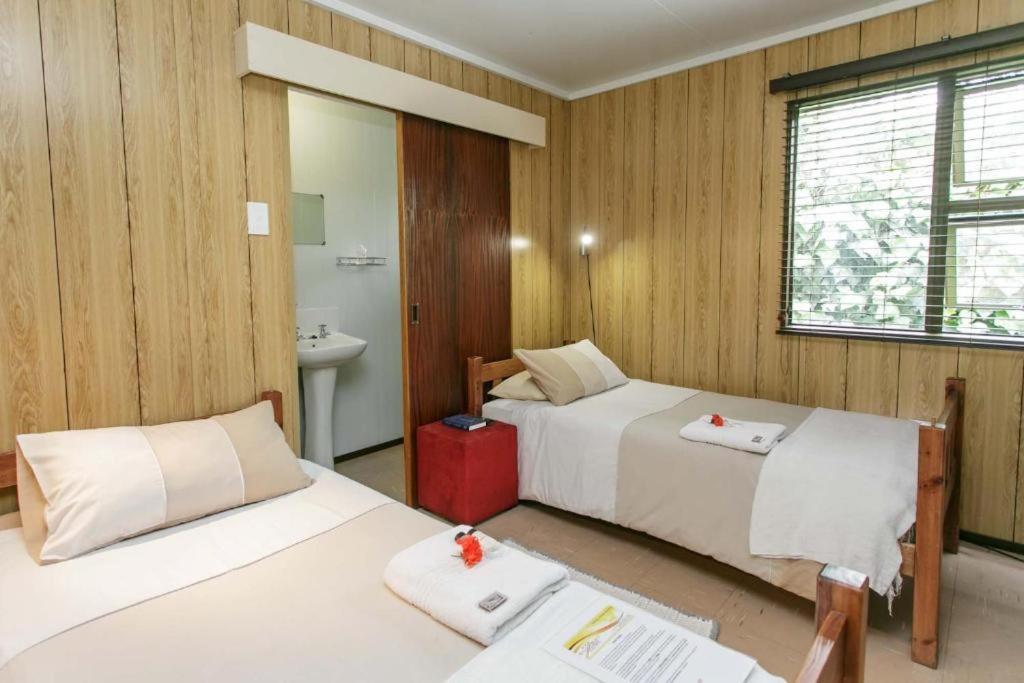 Sunbell Ventures Guesthouse Cape Town Bagian luar foto