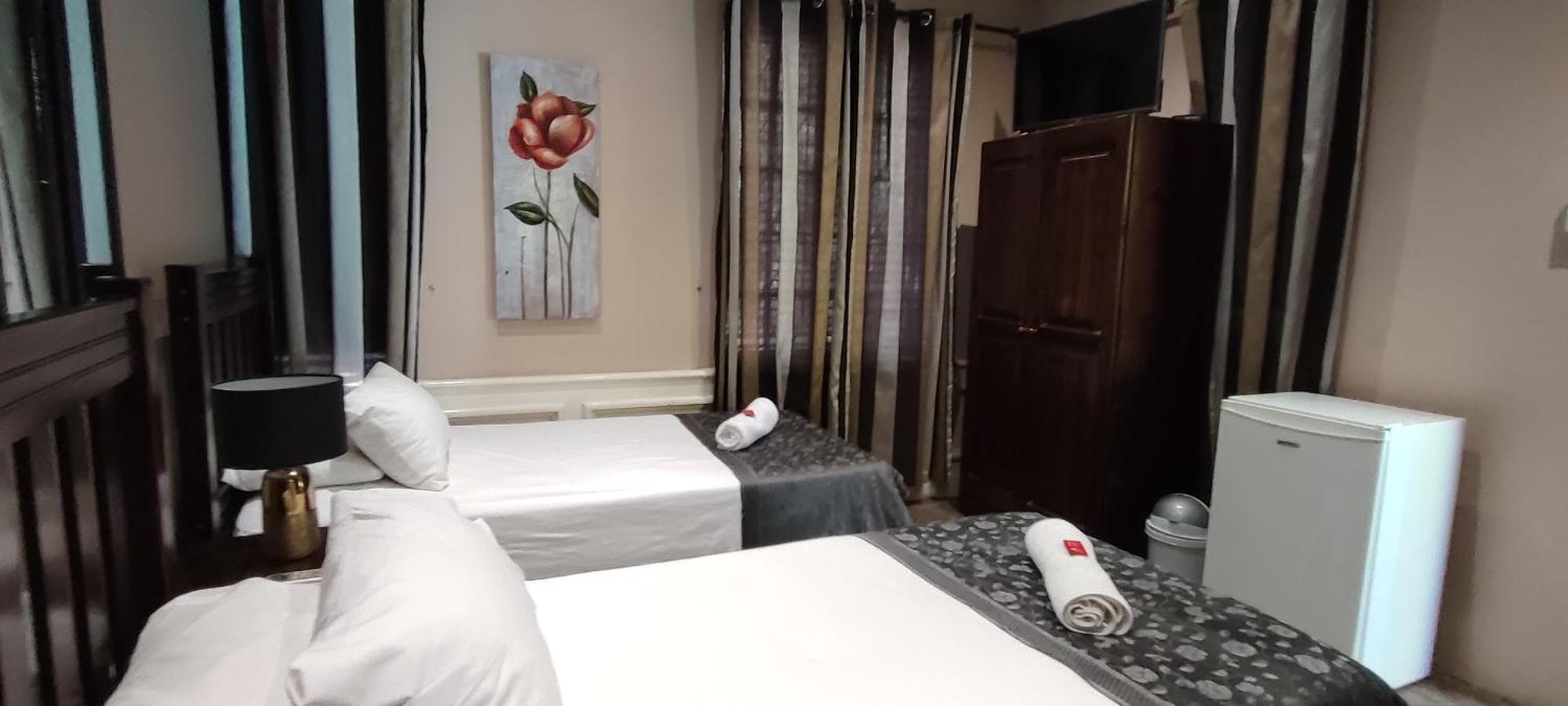 Sunbell Ventures Guesthouse Cape Town Bagian luar foto